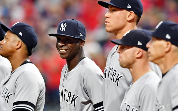 Yankees sign Brett Gardner to new one-year deal for 2019 - River Avenue  Blues