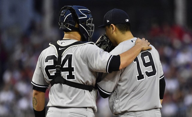 The error Yankees' Isiah Kiner-Falefa made that led to his outfield debut :  r/NYYankees