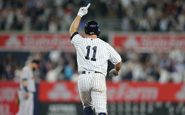 Yankees sign Brett Gardner to new one-year deal for 2019 - River Avenue  Blues