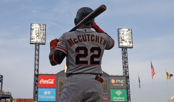 Giants trading Andrew McCutchen to Yankees