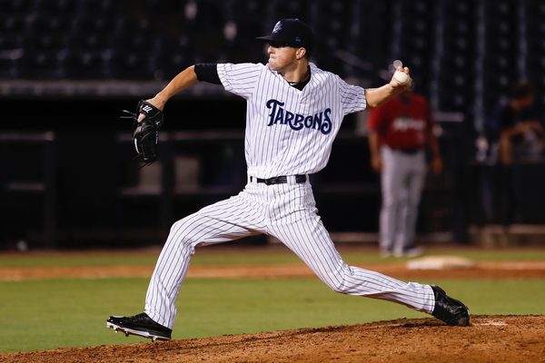 PitchingNinja] Nathan Eovaldi's Quick Pitch vs. Luis Garcia's